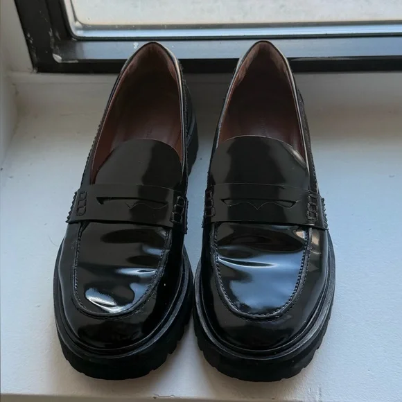 Reformation Agathea Chunky Loafer - Picture 6 of 9